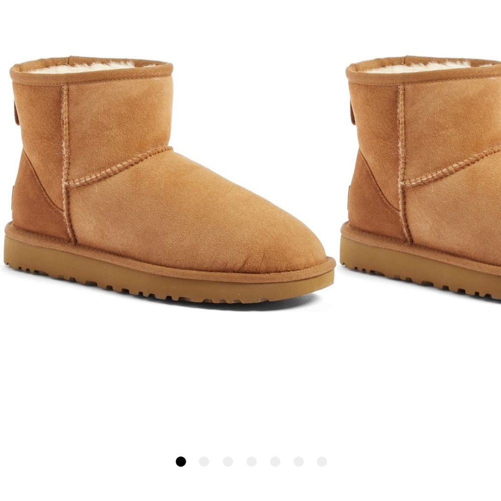 Ugh Classic Mini II - New without box